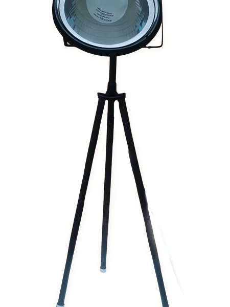TRIPODE NEGRA de escritorio 1 luz  apto led